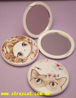 LoveVilla貓圓形摺鏡的鏡面