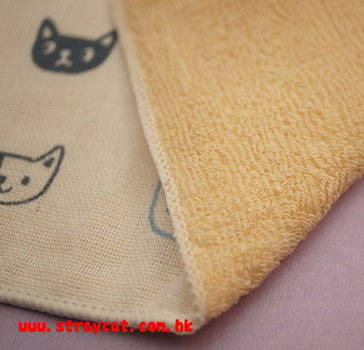 Nagomi小貓頭手巾是以100%綿製成的薄紗手巾
